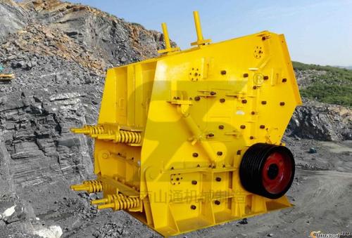 pex顎式破碎機-礦山機械設(shè)備排名-云南山通機械制造有限公司